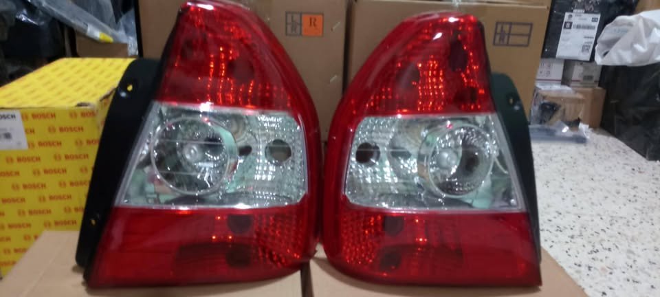 الأضواء الخلفية هيونداي اكسنت